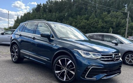 Volkswagen Tiguan II, 2023 год, 3 200 000 рублей, 3 фотография