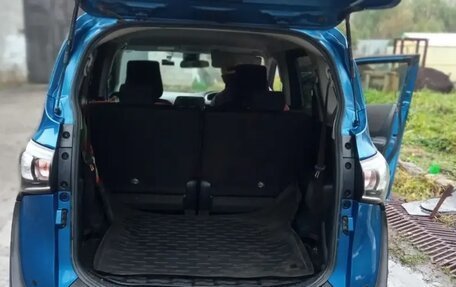 Toyota Sienta II, 2020 год, 1 400 000 рублей, 3 фотография