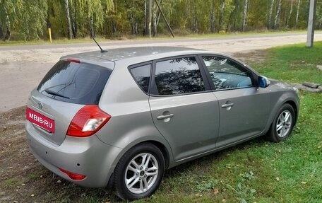 KIA cee'd I рестайлинг, 2010 год, 630 000 рублей, 11 фотография