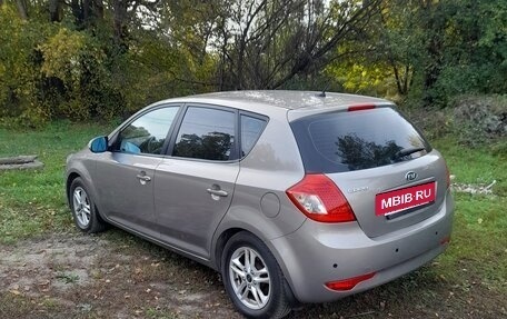 KIA cee'd I рестайлинг, 2010 год, 630 000 рублей, 13 фотография