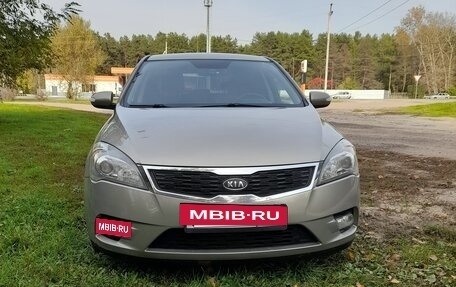KIA cee'd I рестайлинг, 2010 год, 630 000 рублей, 16 фотография