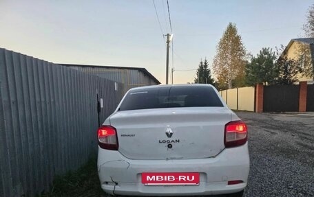 Renault Logan II, 2016 год, 160 000 рублей, 2 фотография