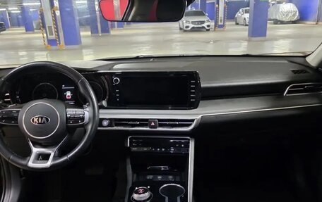 KIA K5, 2020 год, 2 600 000 рублей, 11 фотография