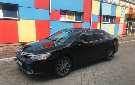 Toyota Camry, 2015 год, 1 650 000 рублей, 2 фотография