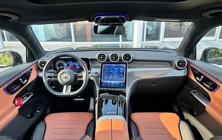 Mercedes-Benz GLC, 2024 год, 5 600 000 рублей, 10 фотография