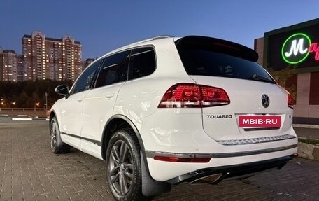 Volkswagen Touareg III, 2017 год, 3 699 000 рублей, 4 фотография