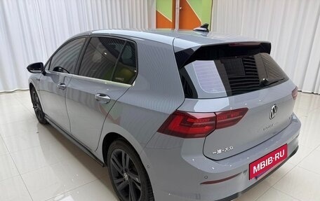 Volkswagen Golf VIII, 2023 год, 1 650 000 рублей, 6 фотография