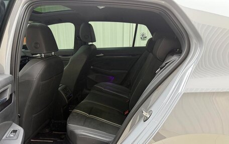 Volkswagen Golf VIII, 2023 год, 1 650 000 рублей, 14 фотография