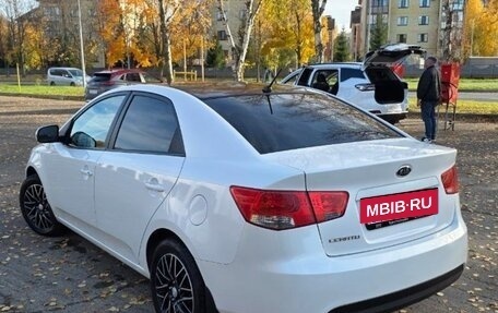 KIA Cerato III, 2013 год, 640 000 рублей, 2 фотография
