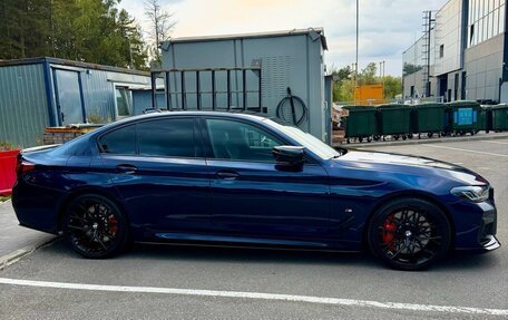 BMW 5 серия, 2020 год, 5 900 000 рублей, 3 фотография