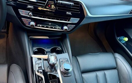 BMW 5 серия, 2020 год, 5 900 000 рублей, 18 фотография