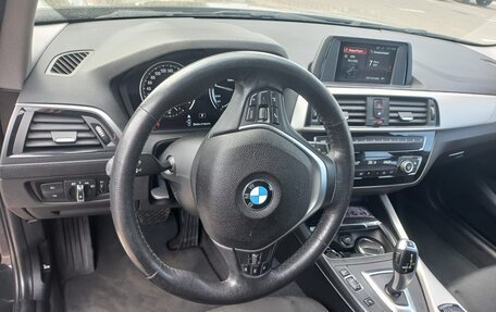 BMW 1 серия, 2018 год, 1 900 000 рублей, 10 фотография