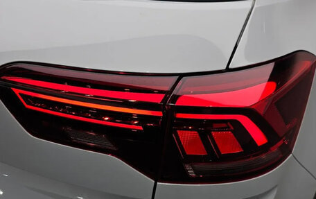 Volkswagen T-Roc I, 2021 год, 2 190 000 рублей, 14 фотография