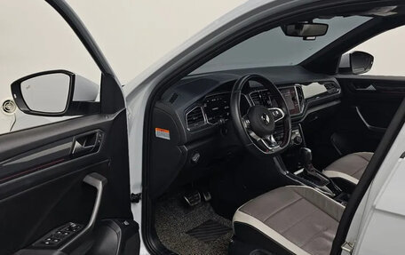 Volkswagen T-Roc I, 2021 год, 2 190 000 рублей, 8 фотография