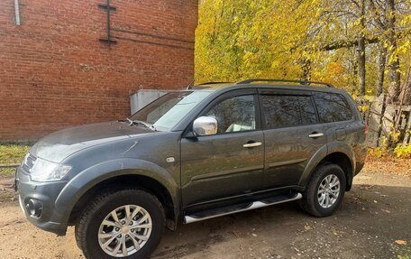 Mitsubishi Pajero Sport II рестайлинг, 2014 год, 2 400 000 рублей, 1 фотография