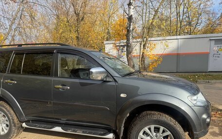 Mitsubishi Pajero Sport II рестайлинг, 2014 год, 2 400 000 рублей, 3 фотография