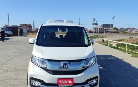 Honda Stepwgn IV, 2017 год, 2 050 000 рублей, 12 фотография