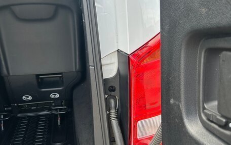 Mercedes-Benz Vito, 2023 год, 4 900 000 рублей, 21 фотография