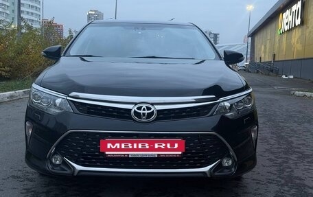 Toyota Camry, 2018 год, 2 150 000 рублей, 2 фотография