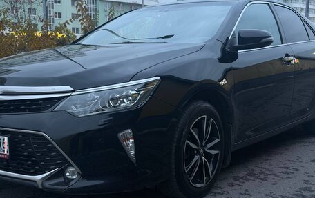Toyota Camry, 2018 год, 2 150 000 рублей, 6 фотография