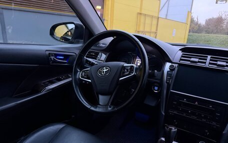 Toyota Camry, 2018 год, 2 150 000 рублей, 14 фотография
