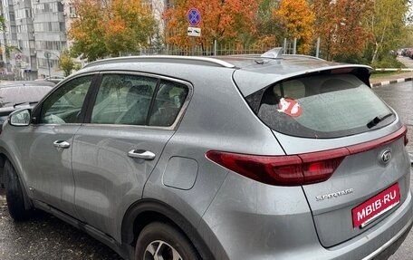 KIA Sportage IV рестайлинг, 2020 год, 2 650 000 рублей, 3 фотография