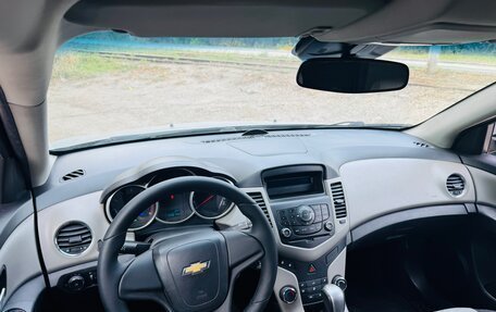 Chevrolet Cruze II, 2011 год, 620 000 рублей, 8 фотография