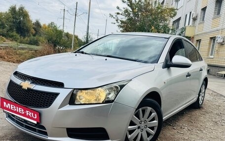 Chevrolet Cruze II, 2011 год, 620 000 рублей, 4 фотография