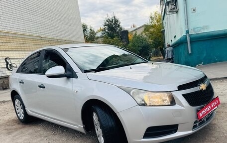 Chevrolet Cruze II, 2011 год, 620 000 рублей, 3 фотография