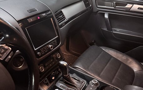 Volkswagen Touareg III, 2012 год, 2 100 000 рублей, 9 фотография