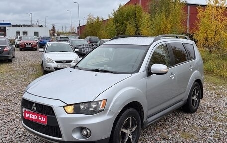 Mitsubishi Outlander III рестайлинг 3, 2011 год, 875 000 рублей, 1 фотография