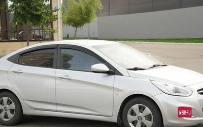 Hyundai Solaris II рестайлинг, 2014 год, 750 000 рублей, 1 фотография