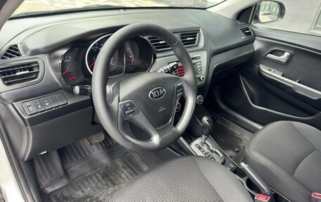 KIA Rio III рестайлинг, 2017 год, 750 000 рублей, 18 фотография