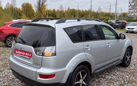 Mitsubishi Outlander III рестайлинг 3, 2011 год, 875 000 рублей, 3 фотография