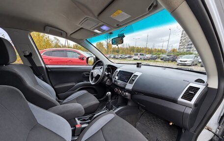 Mitsubishi Outlander III рестайлинг 3, 2011 год, 875 000 рублей, 7 фотография