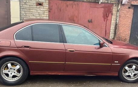 BMW 5 серия, 1998 год, 300 000 рублей, 2 фотография
