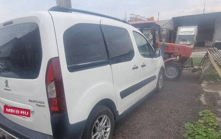 Peugeot Partner II рестайлинг 2, 2013 год, 750 000 рублей, 3 фотография