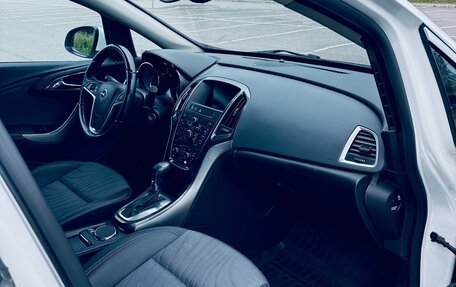 Opel Astra J, 2013 год, 730 000 рублей, 5 фотография