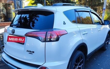 Toyota RAV4, 2019 год, 2 540 000 рублей, 5 фотография
