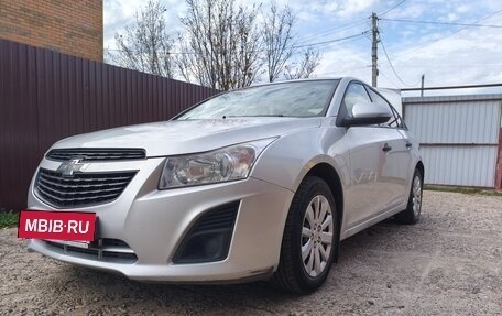 Chevrolet Cruze II, 2014 год, 900 000 рублей, 2 фотография