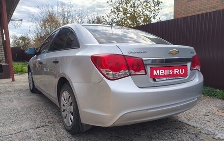 Chevrolet Cruze II, 2014 год, 900 000 рублей, 5 фотография