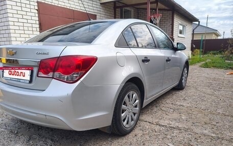 Chevrolet Cruze II, 2014 год, 900 000 рублей, 4 фотография