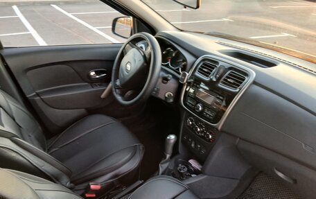 Renault Logan II, 2014 год, 880 000 рублей, 20 фотография