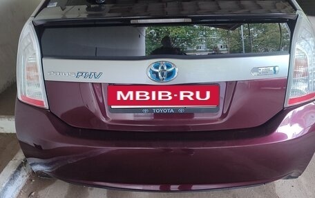 Toyota Prius, 2014 год, 1 630 000 рублей, 4 фотография
