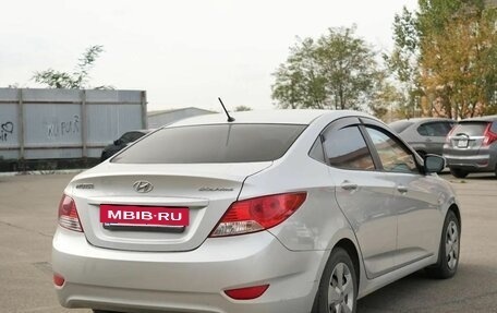 Hyundai Solaris II рестайлинг, 2014 год, 750 000 рублей, 3 фотография