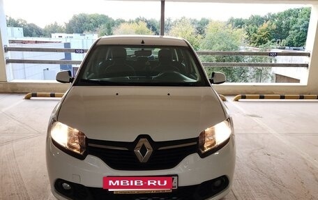 Renault Sandero II рестайлинг, 2014 год, 670 000 рублей, 2 фотография