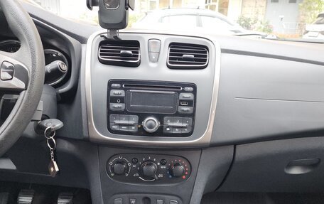 Renault Sandero II рестайлинг, 2014 год, 670 000 рублей, 11 фотография