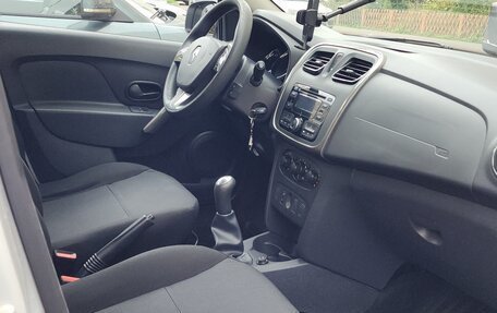 Renault Sandero II рестайлинг, 2014 год, 670 000 рублей, 9 фотография