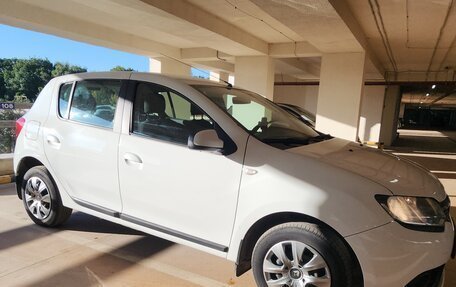 Renault Sandero II рестайлинг, 2014 год, 670 000 рублей, 6 фотография