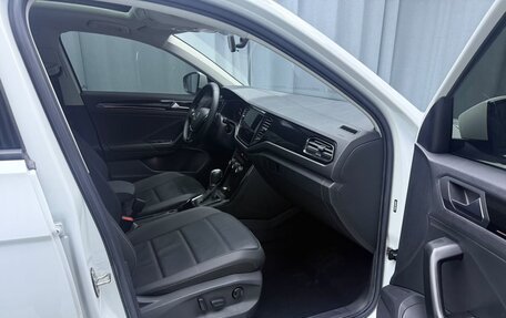Volkswagen T-Roc I, 2022 год, 1 796 084 рублей, 8 фотография